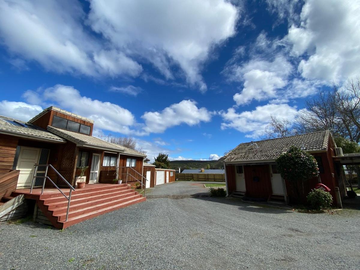 Motuoapa Bay Chalets 투랑가이 외부 사진